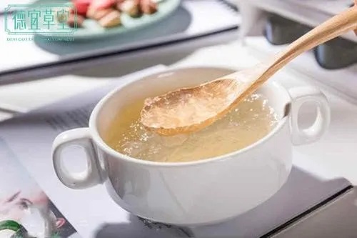 燕窝加糖水：怎么做、功效与作用、食用禁忌全解析