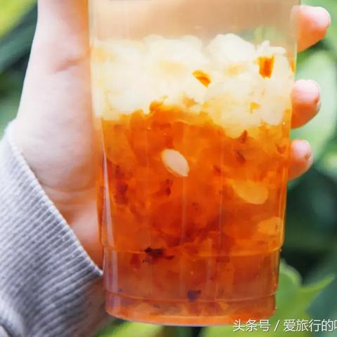 炖燕窝时如何搭配食材：揭秘燕窝炖煮的更佳添加物