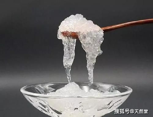 如何选择炖燕窝的理想水源：详解炖煮燕窝的更佳水质