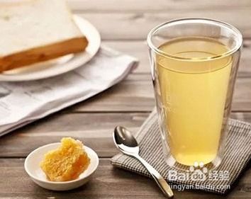 蜂蜜燕窝搭配的更佳饮用时间：全面解析健康效益与适宜时段