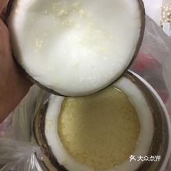 炖燕窝是用椰子还是用椰青好：炖煮与口味选择比较