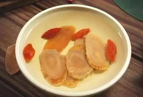 燕窝红参应该什么时候喝更好：食用时间与效果探究