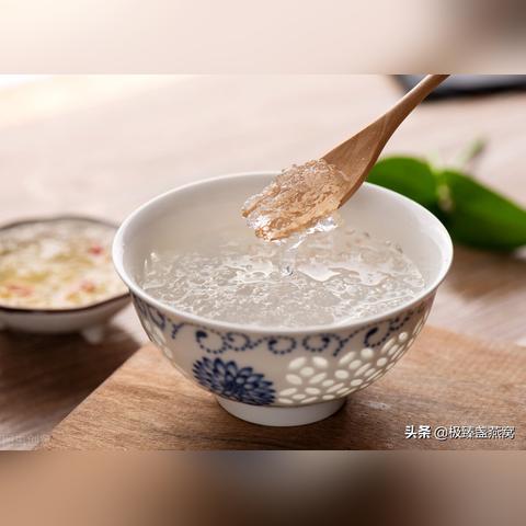 炖燕窝的烹饪大师：揭秘他的名字与炖煮秘籍