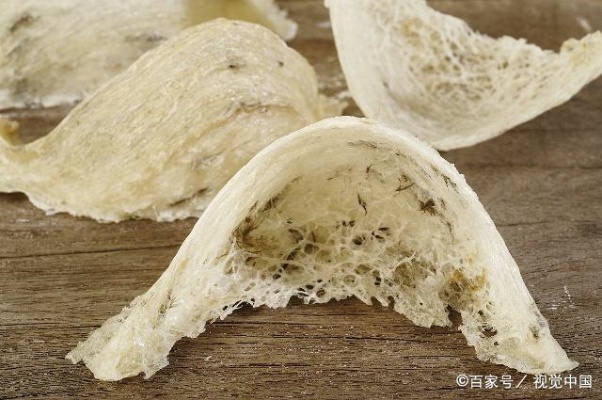 干燕窝为什么味道那么重且有怪味，有味道的干燕窝能吃吗？