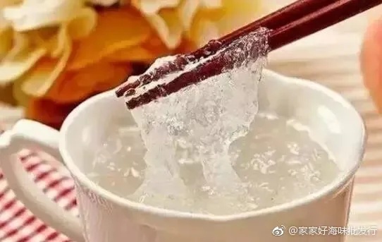 女性食用燕窝：如何搭配以补充关键营养元素与美容养颜