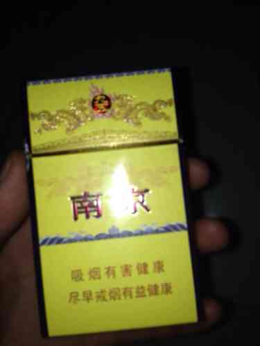 燕窝价格一览：不同规格与燕窝一箱多少钱全解析