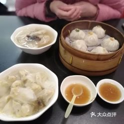 燕窝炖煮完成后口感与风味详解：全方位解析燕窝的味道与食用体验