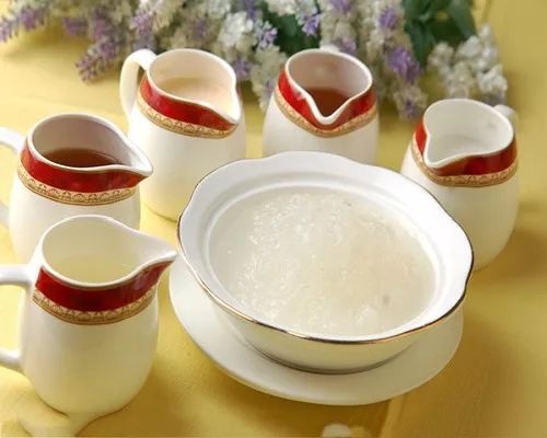 做什么燕窝甜品：燕窝碗甜品碗食谱做法