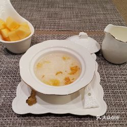 燕窝鲜炖店的墙体是什么