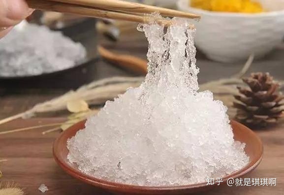 雪燕和燕窝很像：外观、味道相似的原因及区别探究