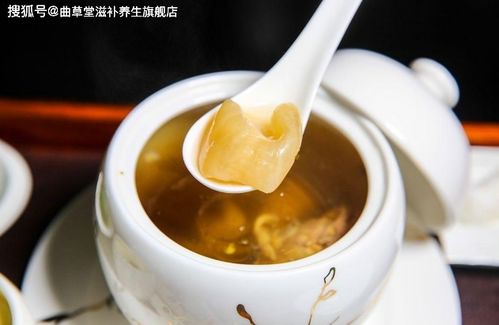 燕窝与鱼胶全面对比：成分、功效、适用人群及食用方法解析