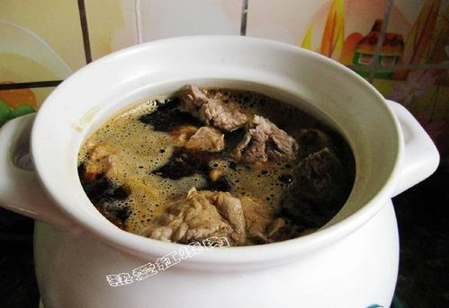 炖燕窝放什么比较补气血更好：食材搭配推荐与口感优化