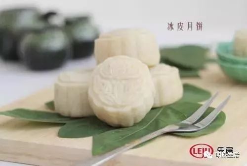 揭秘燕窝冰粽：全面解析原料组成与制作细节