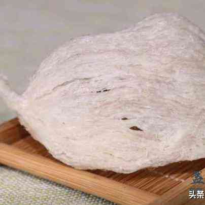 燕窝冷冻后变成什么颜色