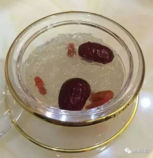 燕窝炖制水量指南：如何准确调配7克燕窝所需水量